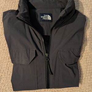 The North Face Men's Charcoal Lightweight Shirt Jacket